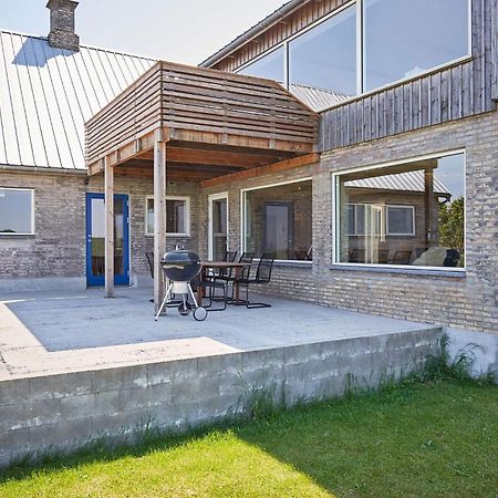 6 Person Holiday Home In Svaneke Esterno foto
