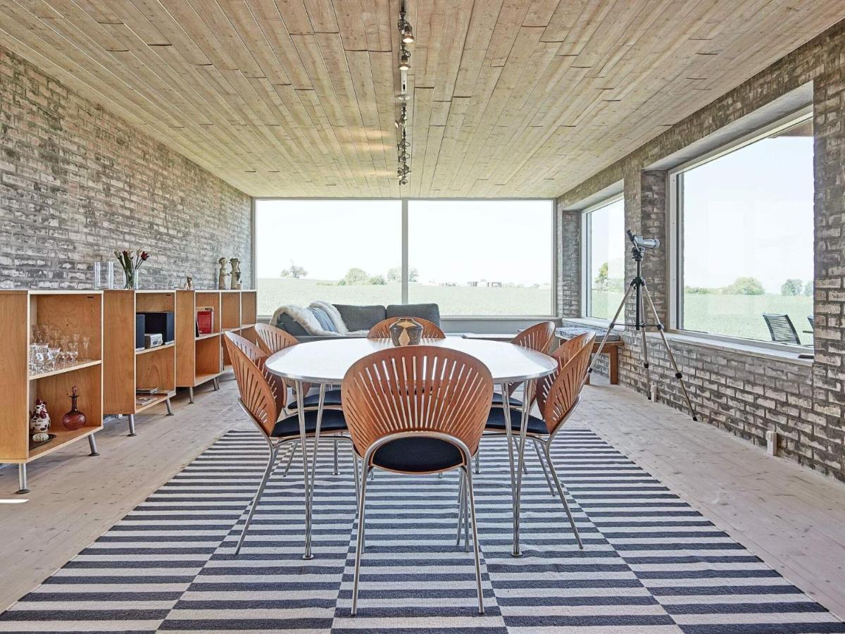 6 Person Holiday Home In Svaneke Esterno foto